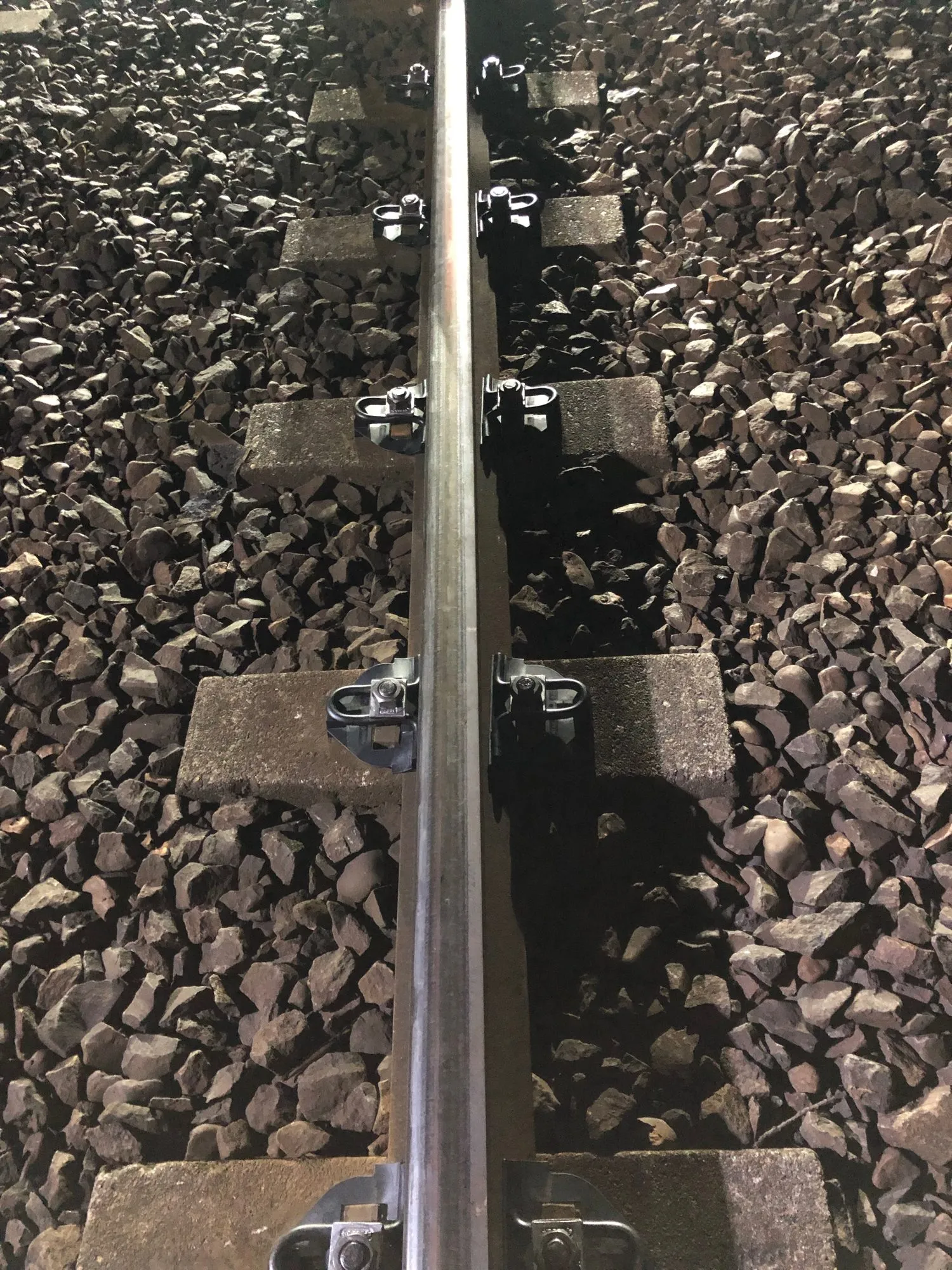 View along the rail with VBK clamps on duoblok sleepers